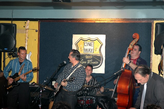 min 2006 11 17 one way 177